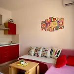Maricic Rab Island Palit
