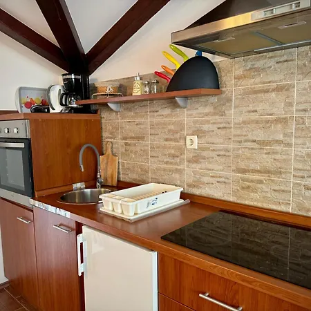 Maricic Rab Island * New Translation